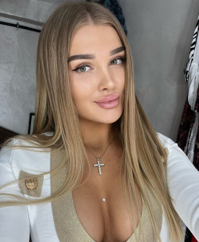 LUIZA  - escort review from Turkey